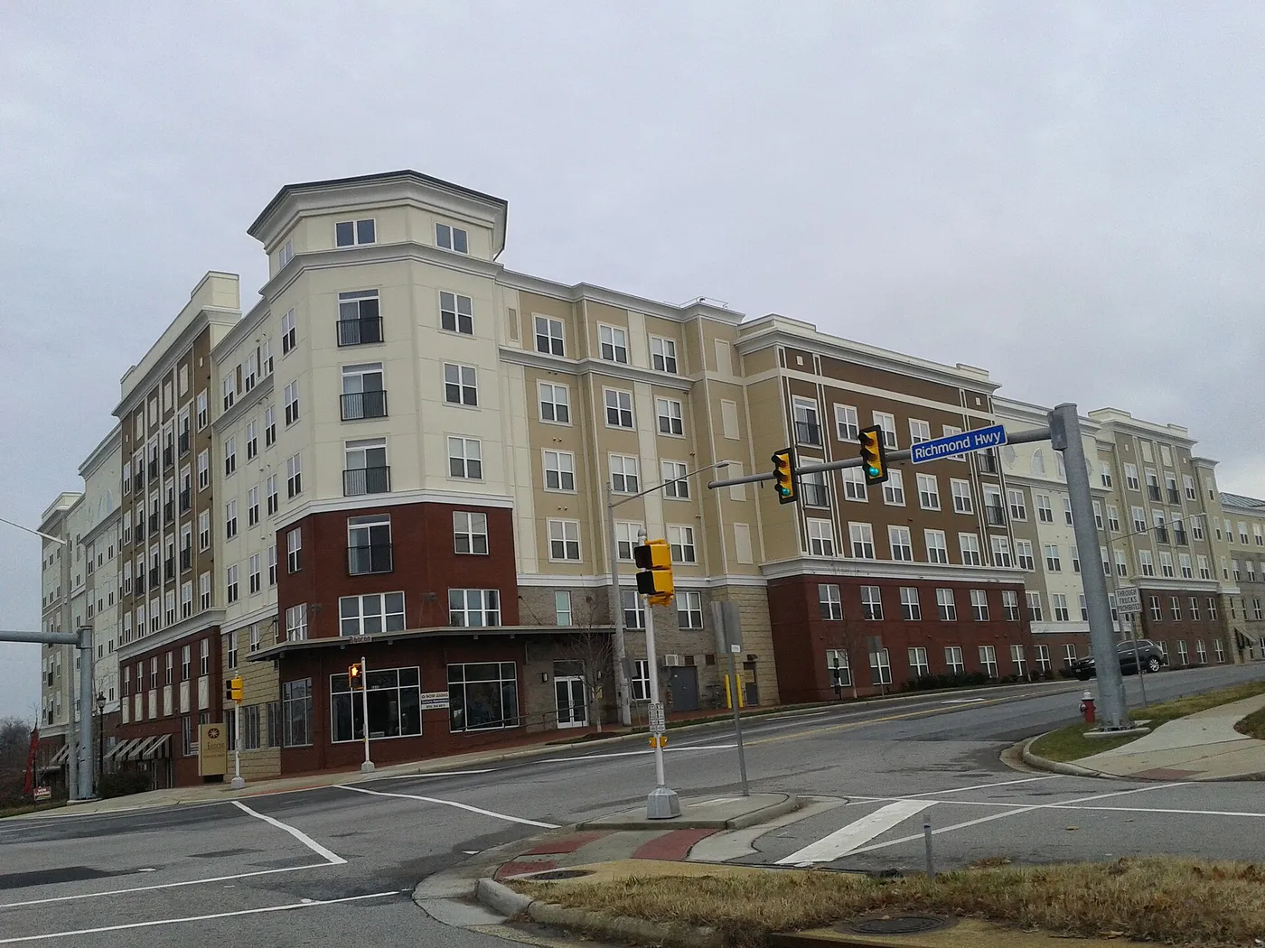 Apartments on the Richmond Highway corridor in Groveton