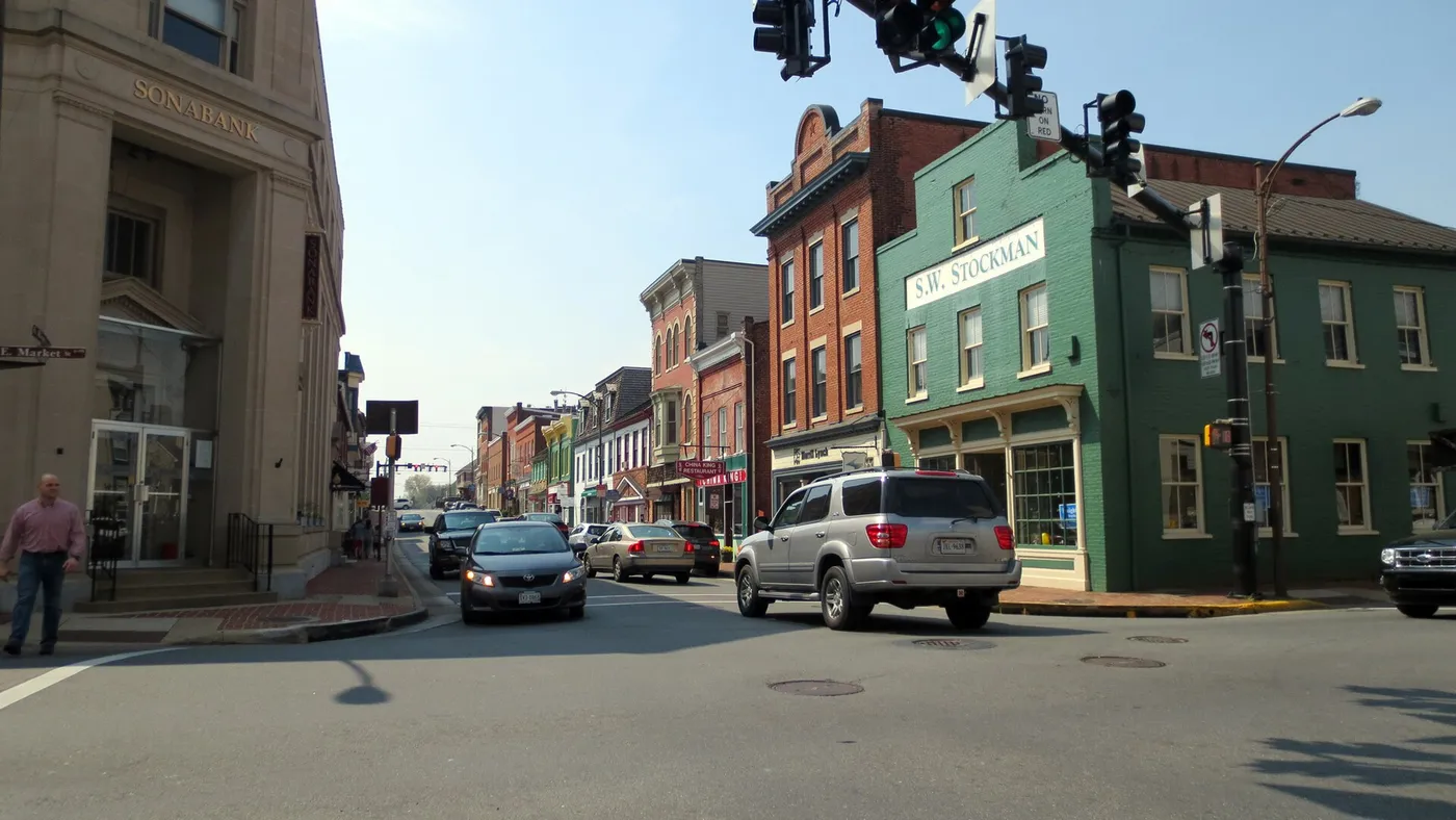 The center of Leesburg